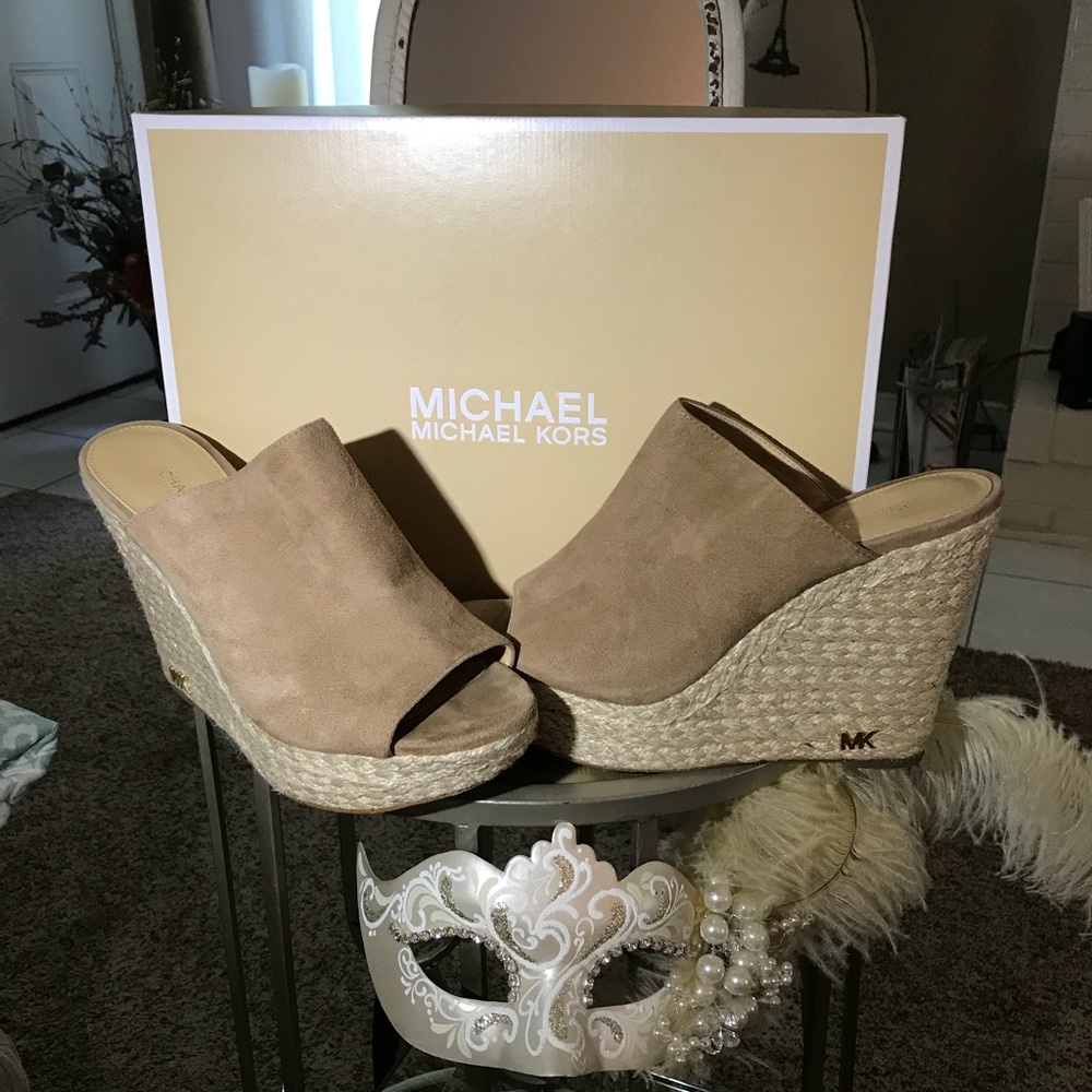 MICHAEL KORS Shoes